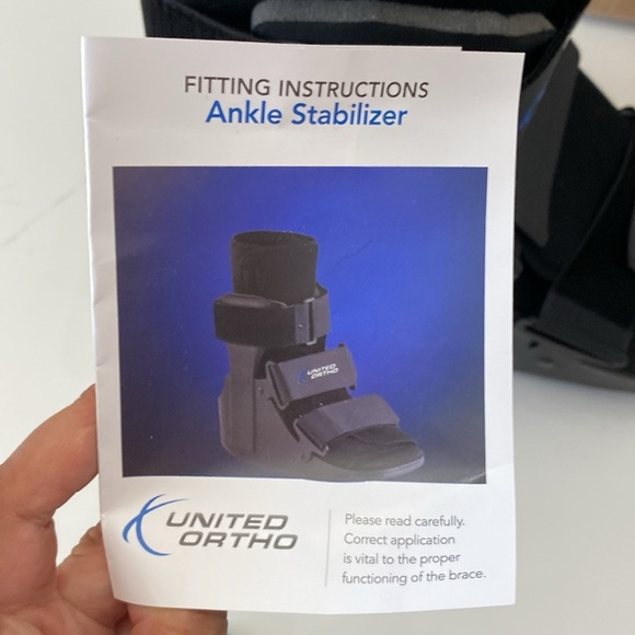 United Ortho Short Air Cam Walker Fracture Boot Fits Left or Right XL NWT - Picture 5 of 10